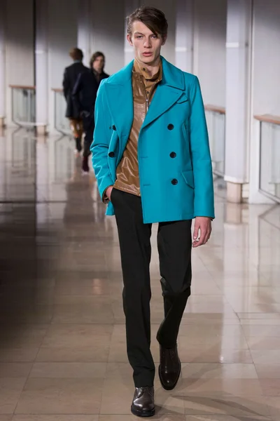 Look 20